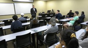Managing partner from Goldman Sachs visits Troy University’s Sorrell College of Business.
