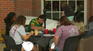 Students get creative during Tie Dye and Paint Night