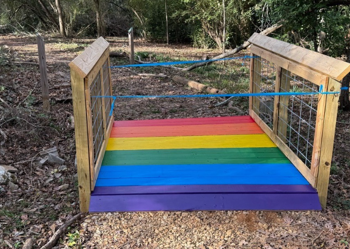Arboretum’s ‘Rainbow Bridge’ aims to help pet owners honor deceased pets
