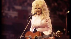 Remembering Dolly Parton’s visit to Troy