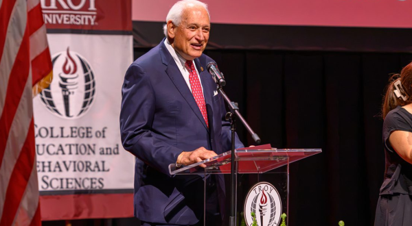 Chancellor, Trustees Announce Revised Leadership Transition Timeline