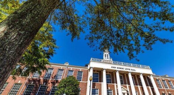 Troy University’s campus comes alive as fall semester begins