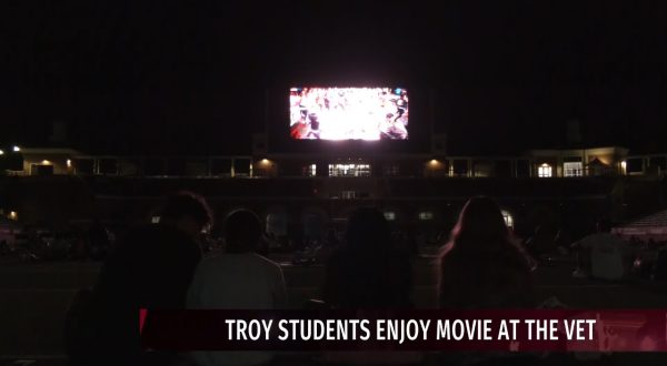 Movies at the Vet sees students bond under the stars