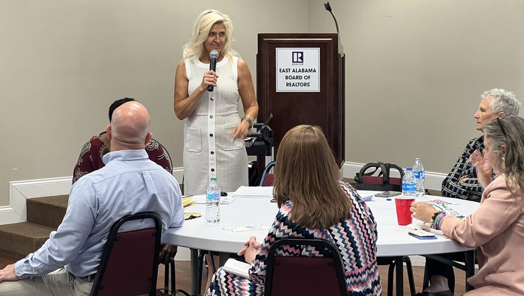 TROY Economics Professor Dr. Lane Boyte Chadwick provides comments on the United Way of the Chattahoochee Valley-led CHIPS4CHIPS Alliance to the East Alabama Board of Realtors. (submitted)