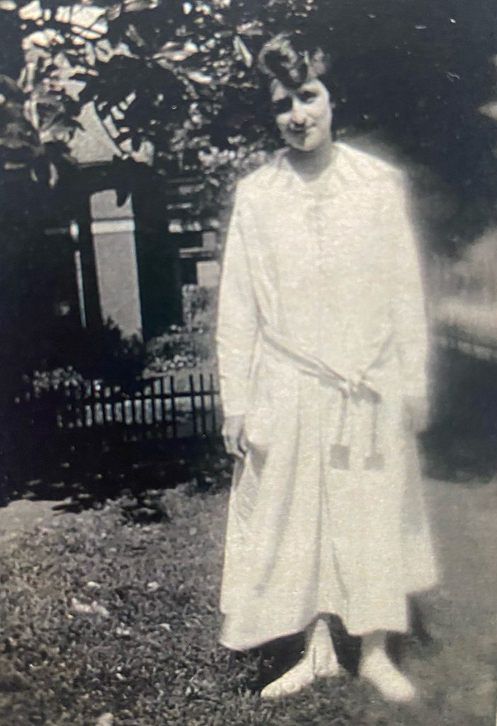 Joyce Keyton on her wedding day. (Wiregrass Archives)