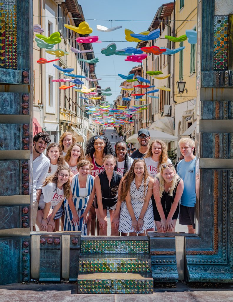 TROY students on a study abroad trip to Pietrasanta, Italy.