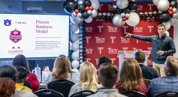 Sorrell College sophomore accounting major Wesley Tilghman pitches his business concept at the Business IDEA Competition.