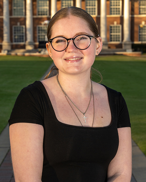 a headshot of cailee traywick