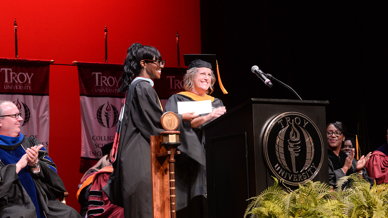 Davis named Teacher of the Year at TROY’s Montgomery Campus - Troy Today