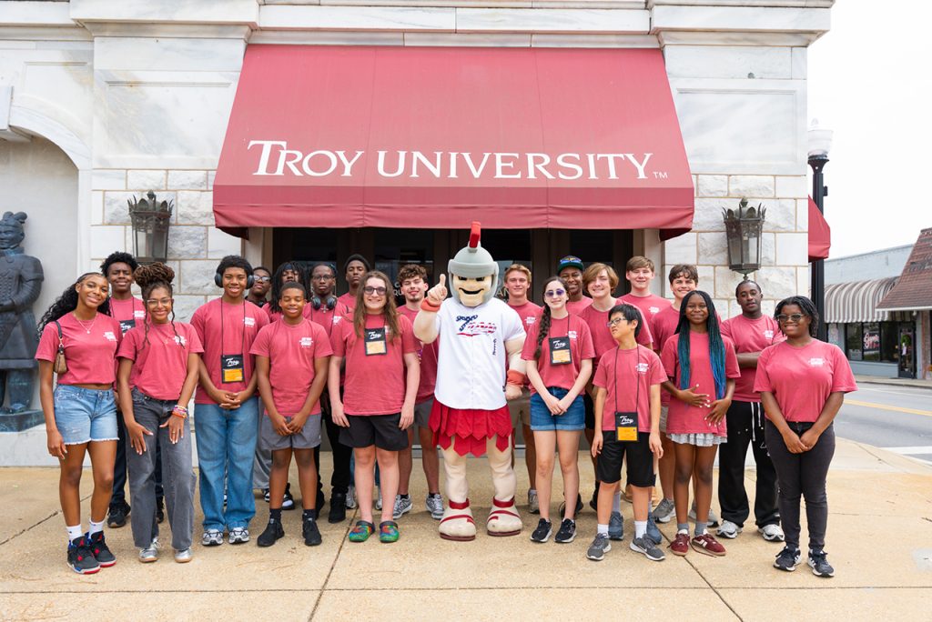 group shot of students in front of the IDEA Bank