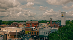 Design Professor collaborates with alumni, Troy Regional, on showcase of local photographs
