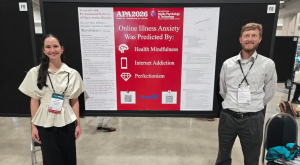 TROY student Olivia Polina Mills presents research on cyberchondria at APA